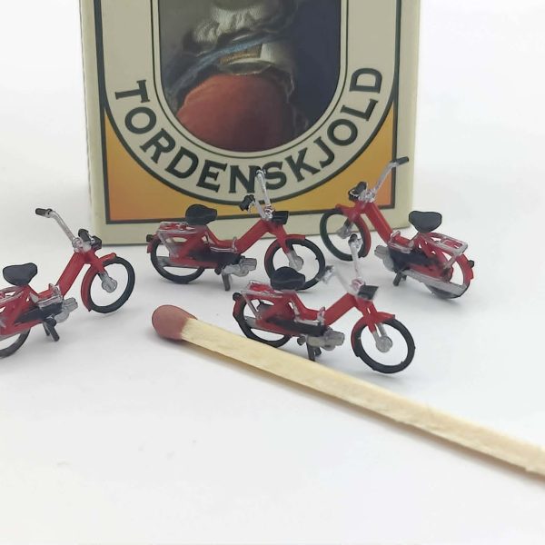 Knallert i skala H0 - Detaljer til modeljernbane og diorama